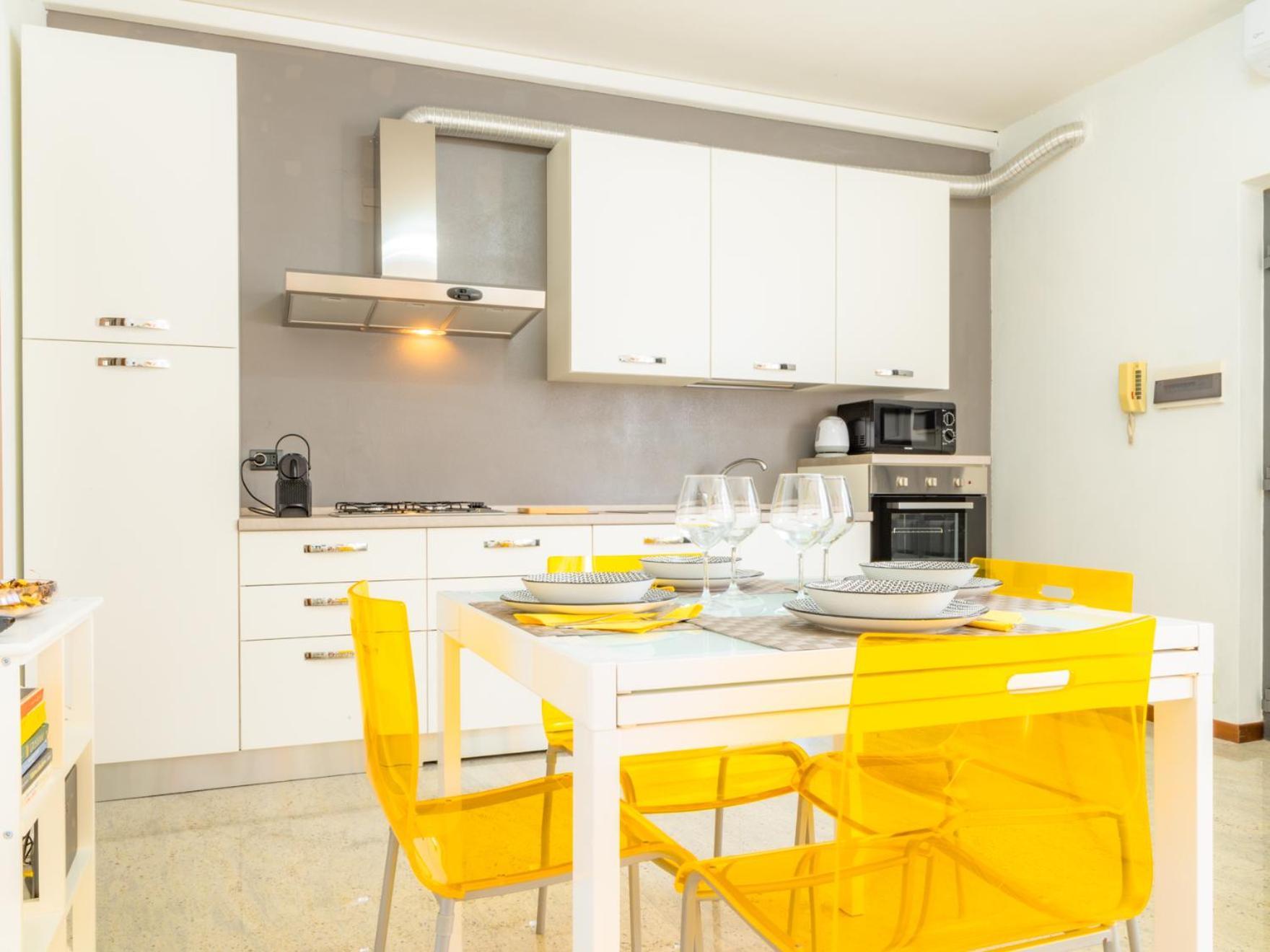 Appartamento [Bergamo-Università] Wi-Fi, Netflix, Modern house Esterno foto